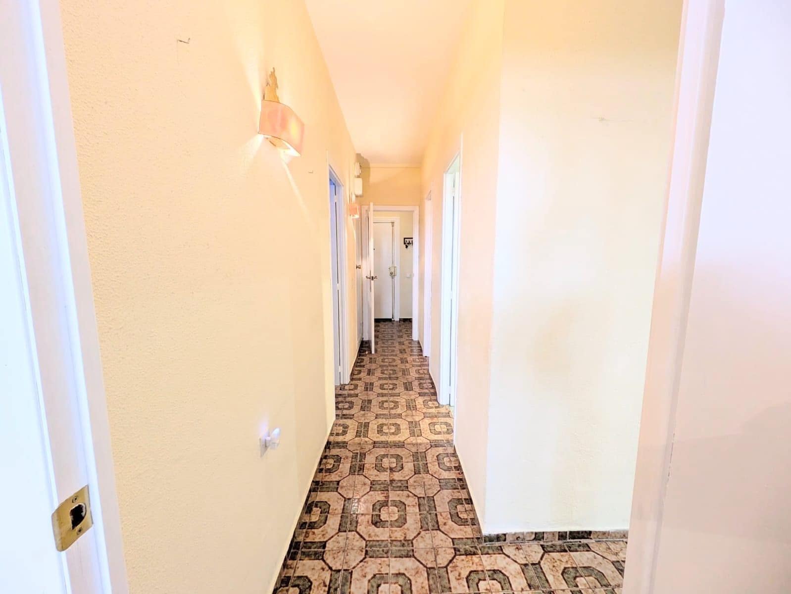 4 sypialnia Mieszkanie na sprzedaż w Miasto Kordoba - 161 000 € (Ref: 9396096)