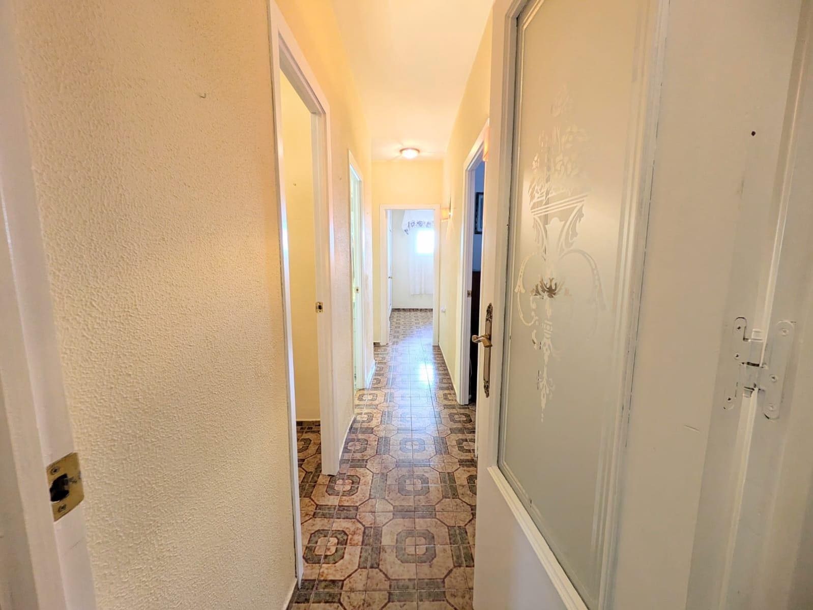 4 sypialnia Mieszkanie na sprzedaż w Miasto Kordoba - 161 000 € (Ref: 9396096)