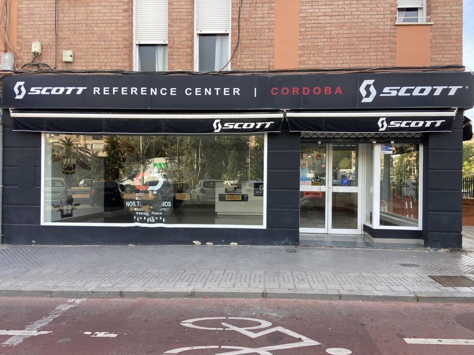 Erhverv til salg i Cordoba by - € 280.000 (Ref: 9396097)