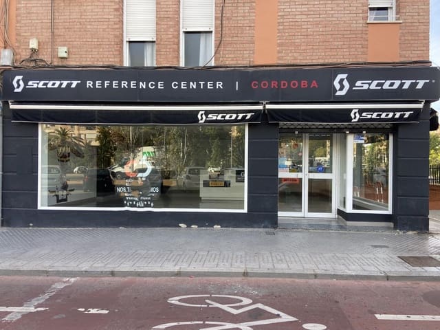 Komercyjne na sprzedaż w Miasto Kordoba - 280 000 € (Ref: 9396097)