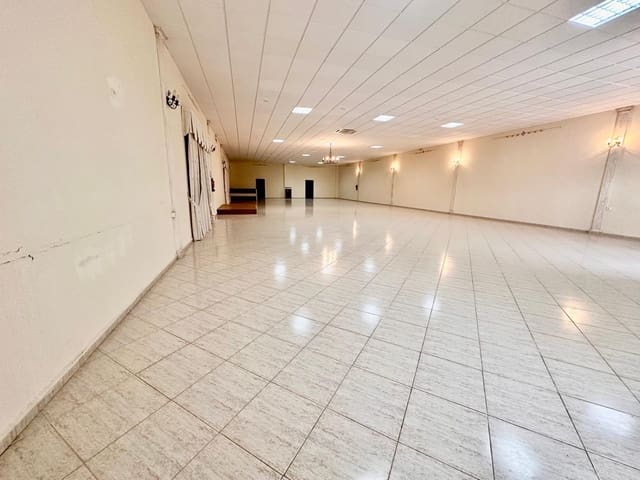 Business for sale in Fuente Obejuna - € 120,000 (Ref: 9398581)