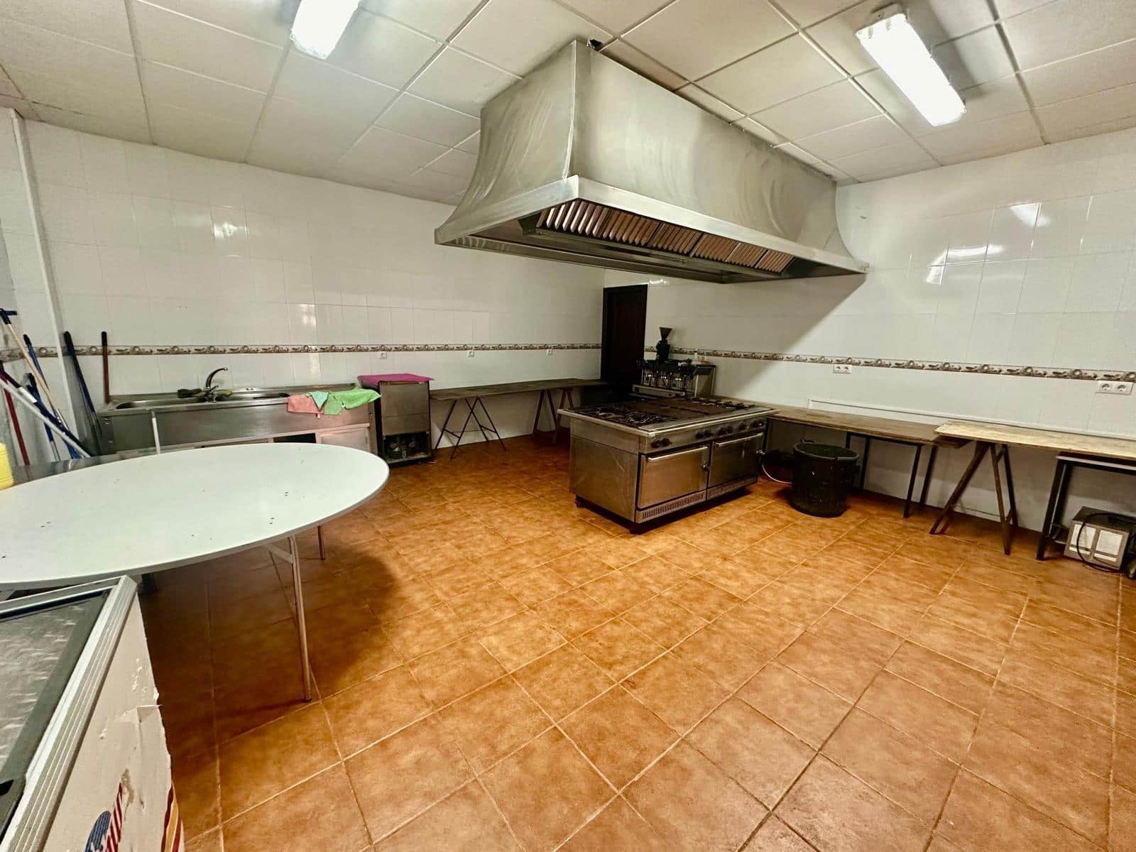 Virksomhed til salg i Fuente Obejuna - € 120.000 (Ref: 9398581)