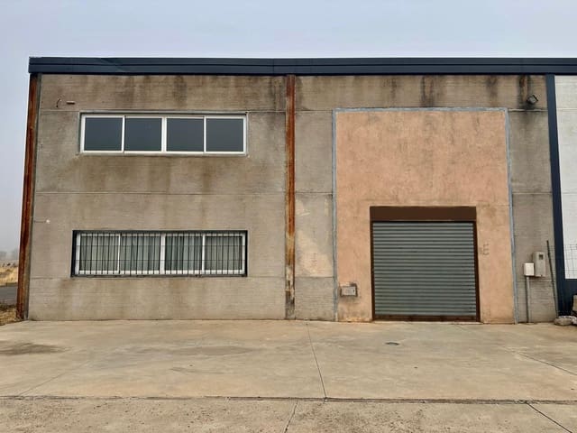 Business for sale in Fuente Obejuna - € 120,000 (Ref: 9398581)