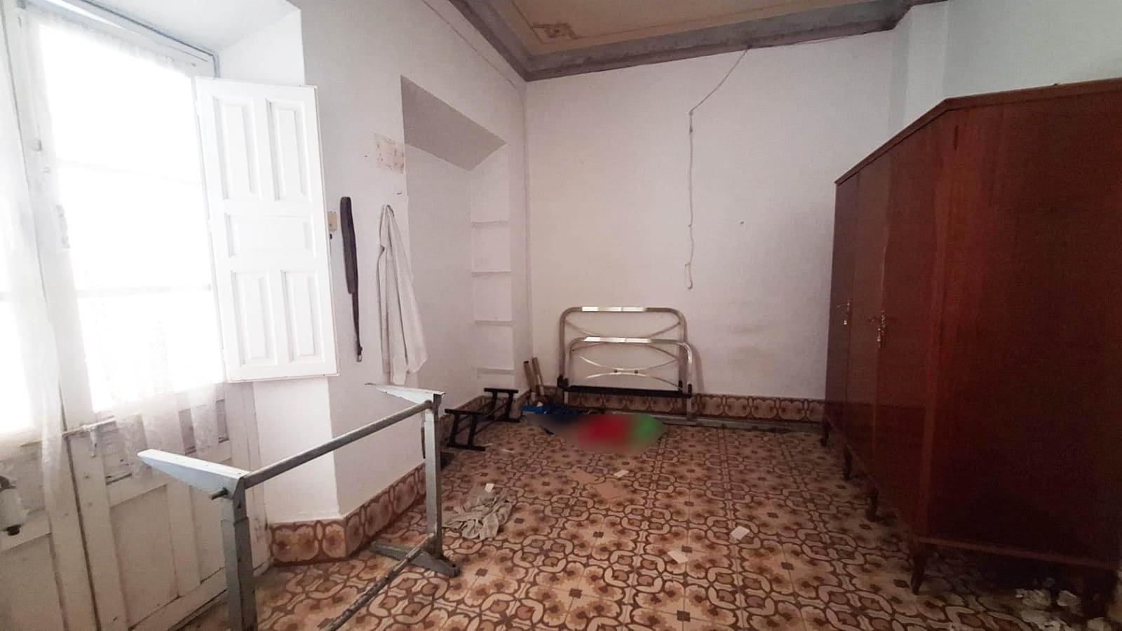 Casa de 4 habitaciones en Fernán Núñez en venta - 79.000 € (Ref: 9398582)