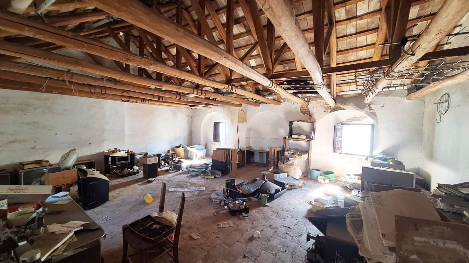 Casa de 4 habitaciones en Fernán Núñez en venta - 79.000 € (Ref: 9398582)