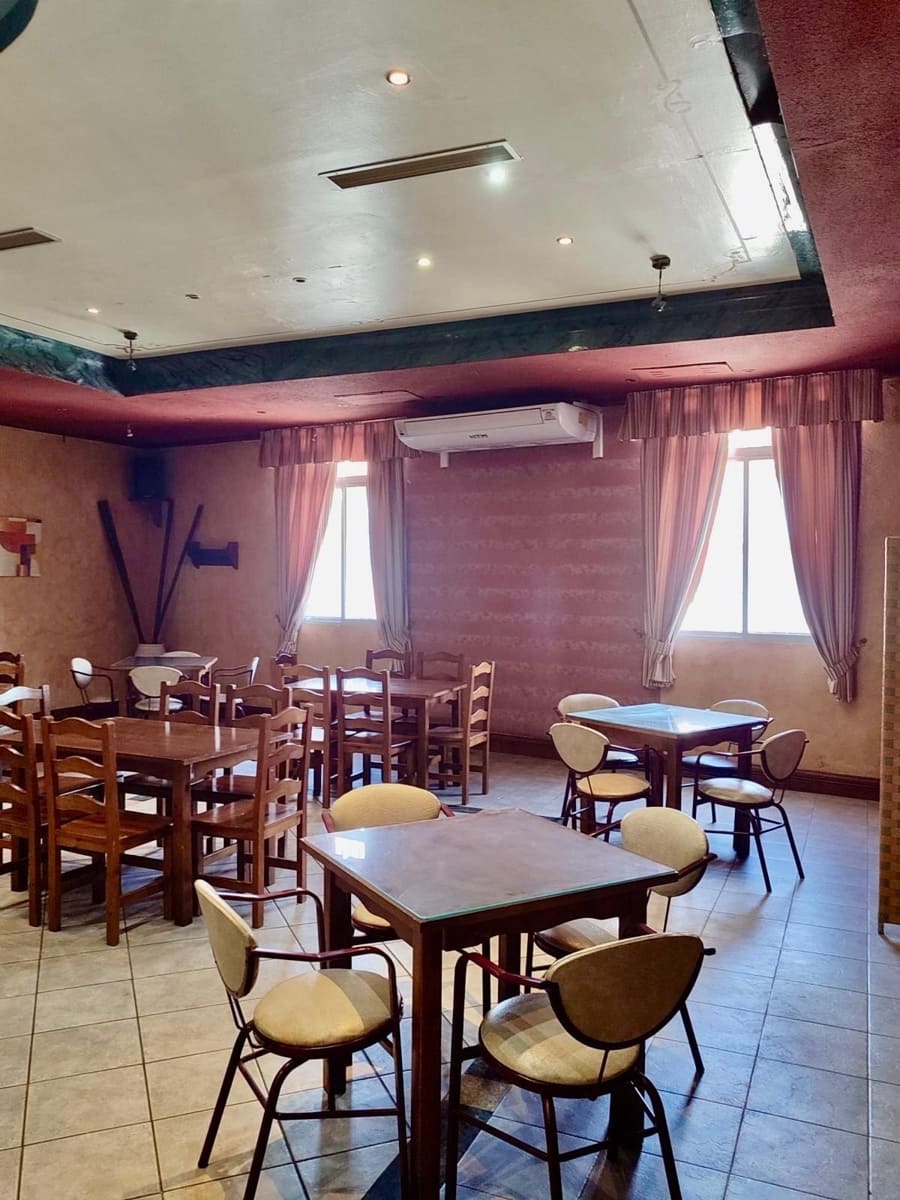 Business for rent in Fuente Obejuna - € 900 (Ref: 9403486)