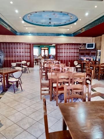 Business for rent in Fuente Obejuna - € 900 (Ref: 9403486)