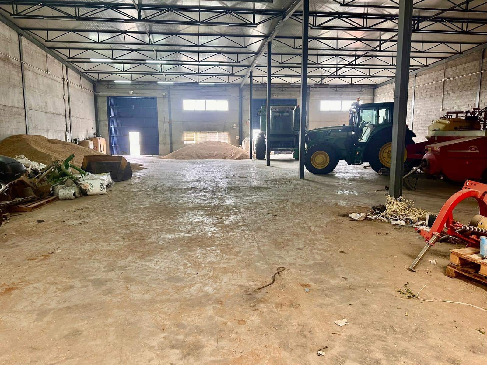 Entreprise à vendre à Fuente Obejuna - 139 000 € (Ref: 9406713)