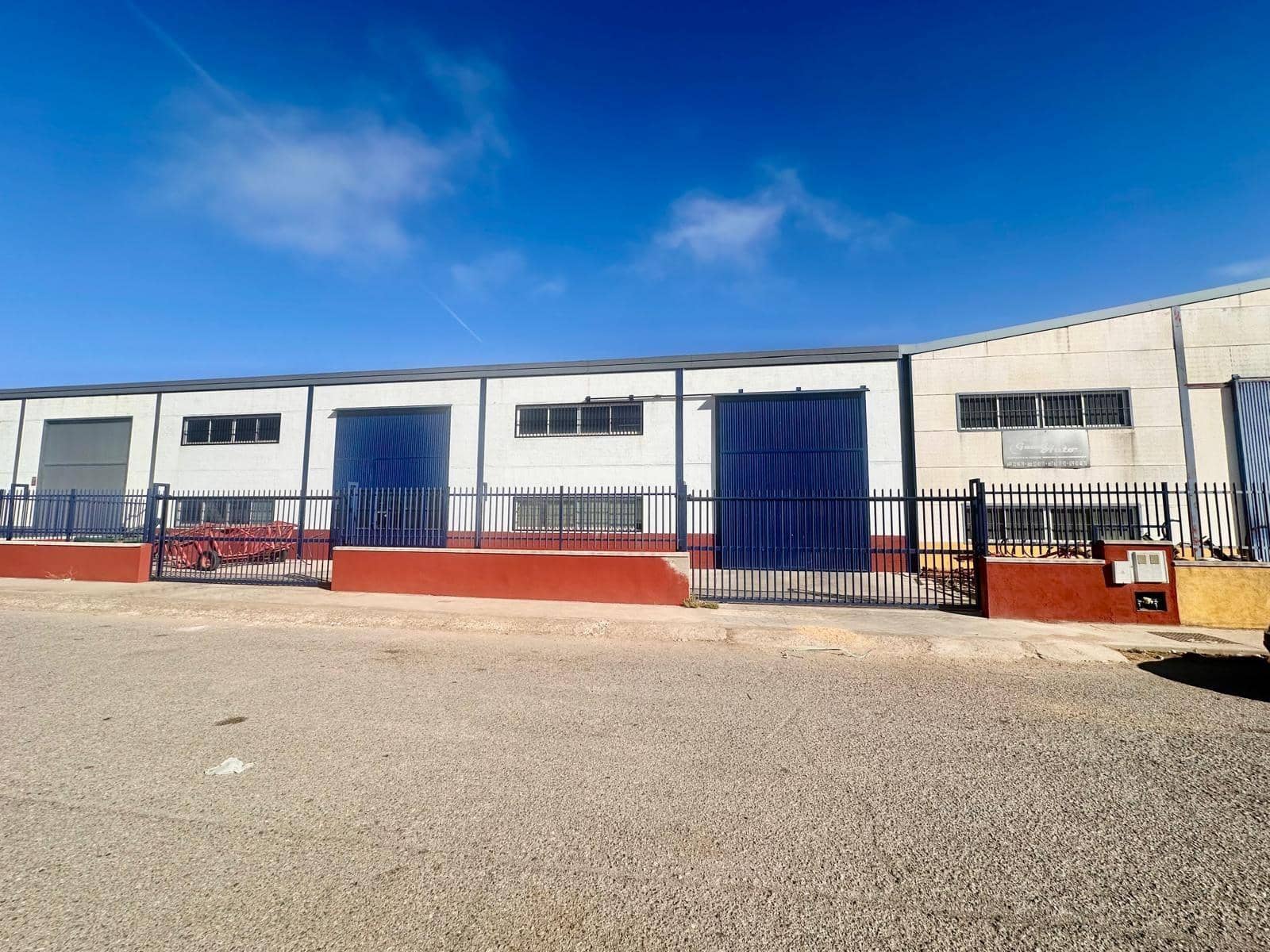 Entreprise à vendre à Fuente Obejuna - 139 000 € (Ref: 9406713)