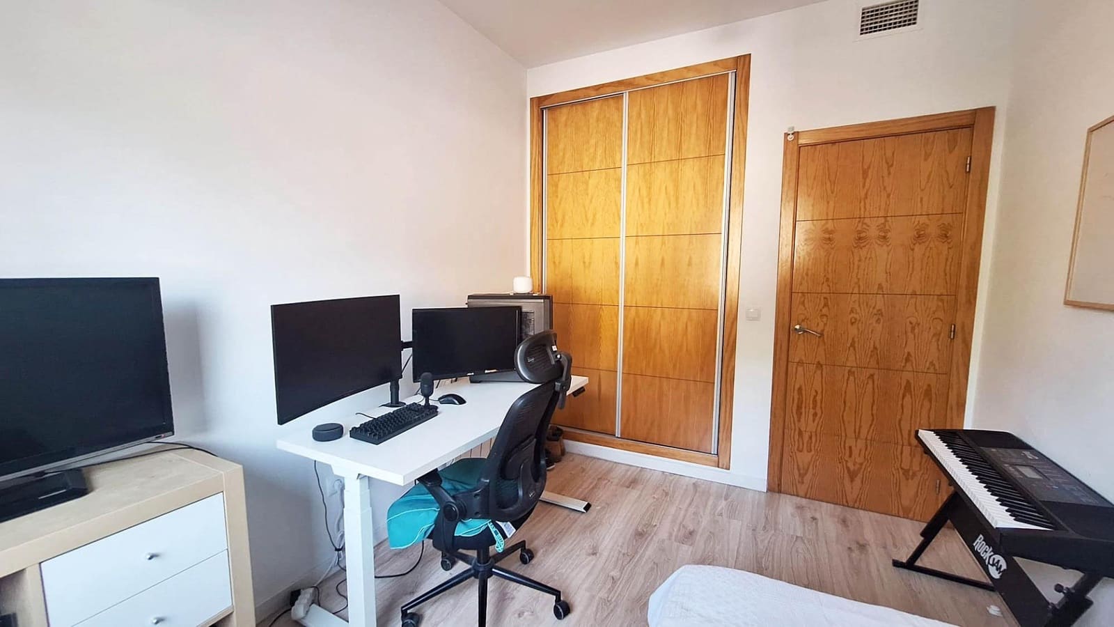 3 makuuhuone Rivitalo myytävänä paikassa Cordoba kaupunki mukana uima-altaan - 185 000 € (Ref: 9407990)