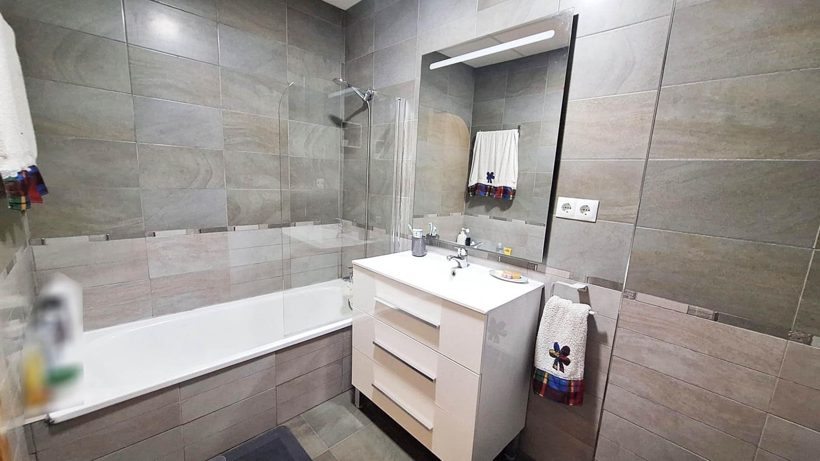 3 makuuhuone Rivitalo myytävänä paikassa Cordoba kaupunki mukana uima-altaan - 185 000 € (Ref: 9407990)