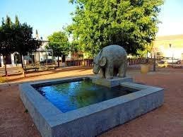 4 bedroom Villa for sale in Cordoba city with pool garage - € 349,900 (Ref: 9407992)