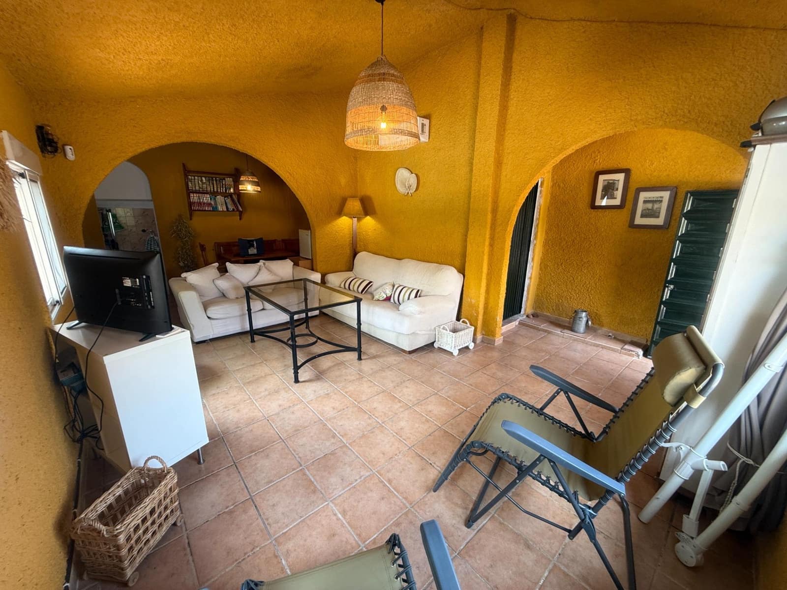 4 bedroom Villa for sale in Cordoba city with pool garage - € 349,900 (Ref: 9407992)