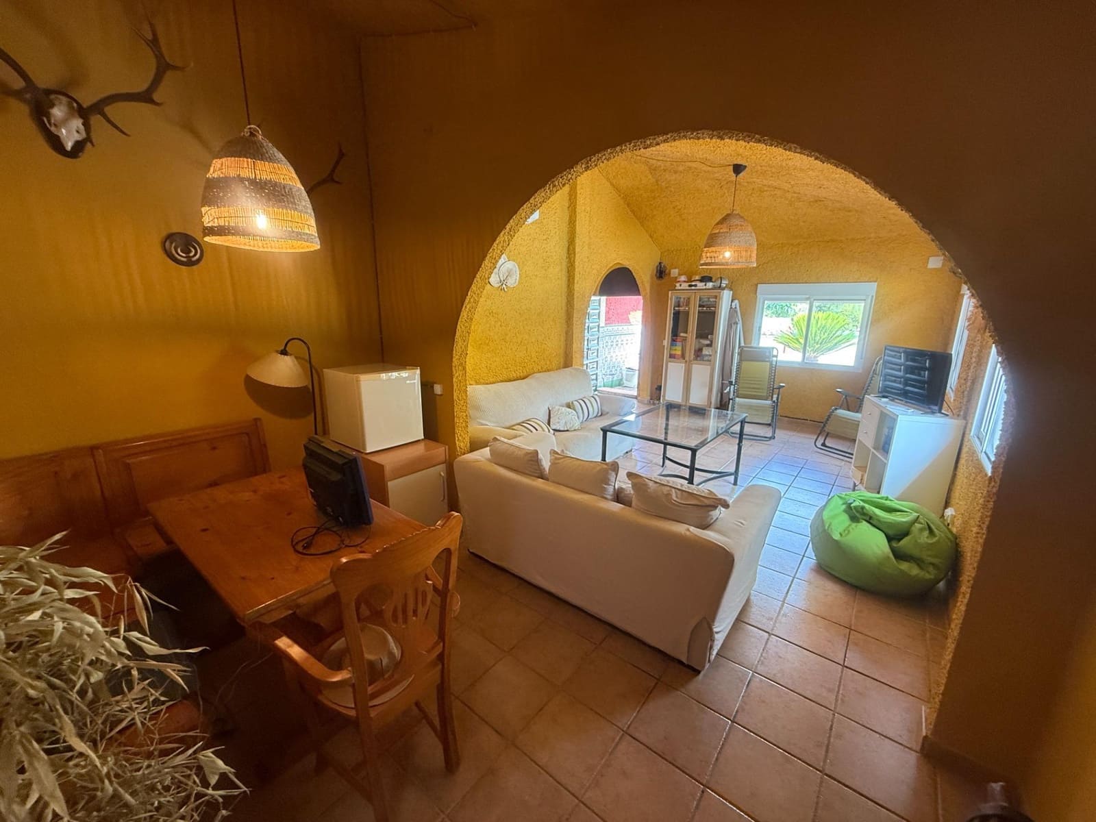 4 bedroom Villa for sale in Cordoba city with pool garage - € 349,900 (Ref: 9407992)