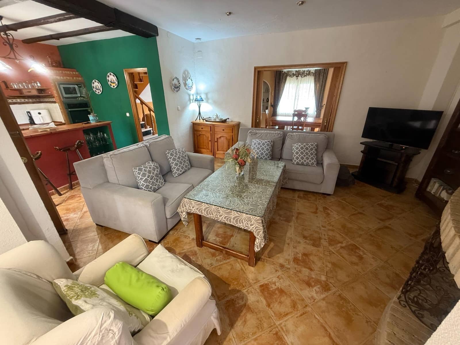 4 bedroom Villa for sale in Cordoba city with pool garage - € 349,900 (Ref: 9407992)