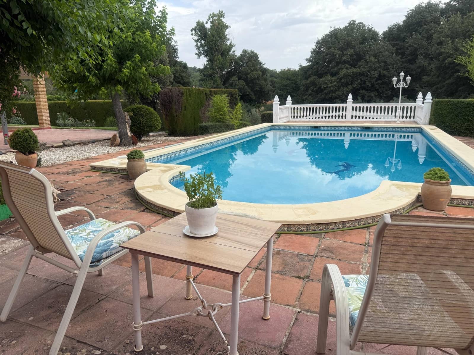 4 bedroom Villa for sale in Cordoba city with pool garage - € 349,900 (Ref: 9407992)