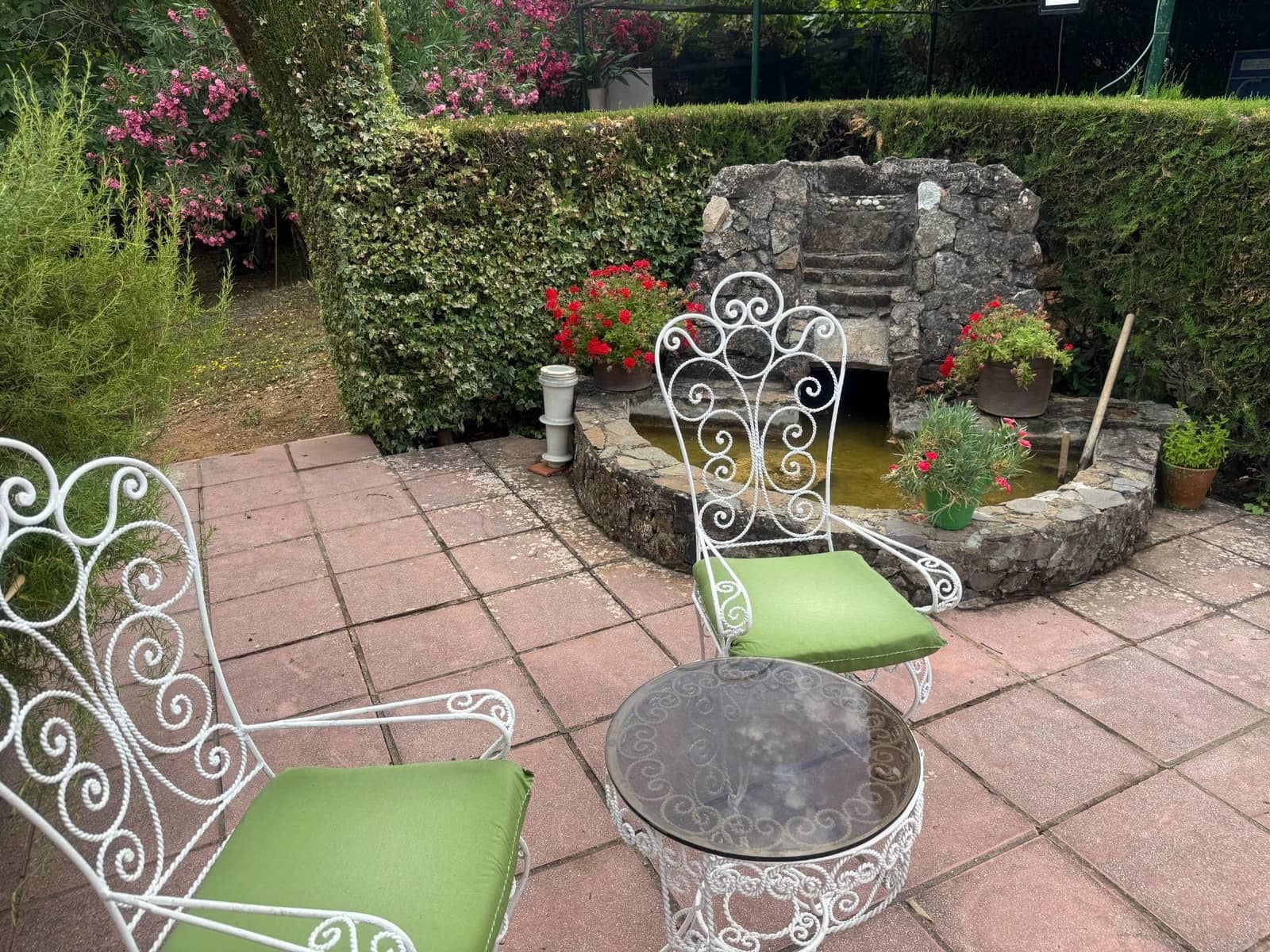 4 bedroom Villa for sale in Cordoba city with pool garage - € 349,900 (Ref: 9407992)