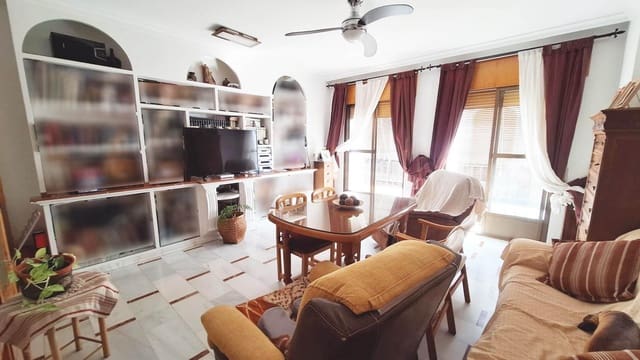 5 camera da letto Appartamento in vendita in Fernán Núñez - 125.000 € (Rif: 9409265)