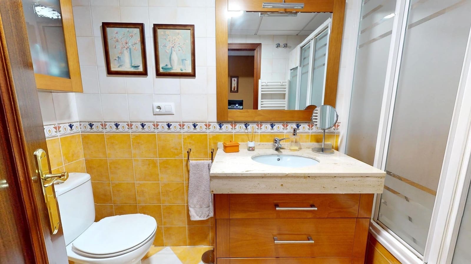 3 camera da letto Appartamento in vendita in Cordova citta con piscina garage - 259.500 € (Rif: 9409266)