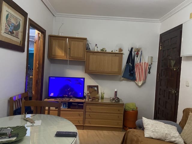 2 Zimmer Wohnung zu verkaufen in Córdoba Stadt - 89.900 € (Ref: 9409267)