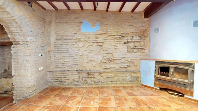 4 quarto Casa em Banda para venda em Córdova cidade - 247 000 € (Ref: 9409269)