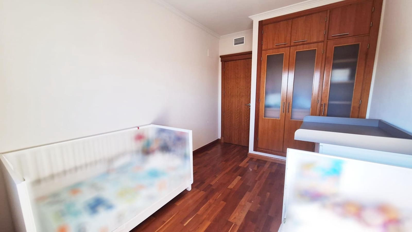 3 bedroom Flat for sale in Cordoba city with garage - € 410,000 (Ref: 9411058)