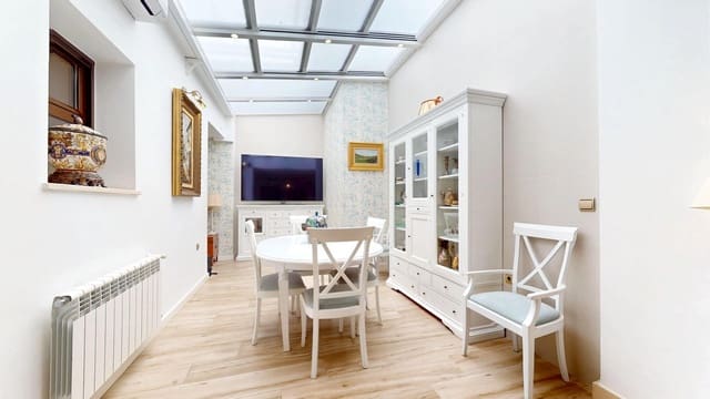 4 makuuhuone Rivitalo myytävänä paikassa San Rafael de la Albaida, Córdoba kaupunki mukana 
autotalli - 369 000 € (Ref: 9411059)