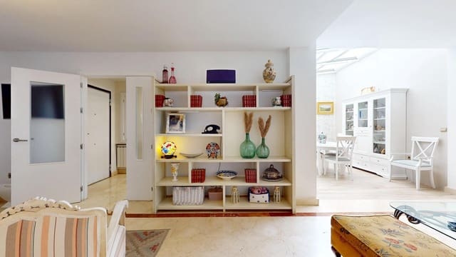 4 makuuhuone Rivitalo myytävänä paikassa San Rafael de la Albaida, Córdoba kaupunki mukana 
autotalli - 369 000 € (Ref: 9411059)