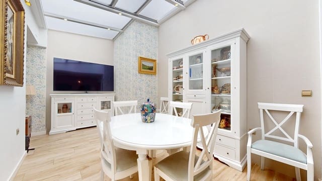 4 makuuhuone Rivitalo myytävänä paikassa San Rafael de la Albaida, Córdoba kaupunki mukana 
autotalli - 369 000 € (Ref: 9411059)