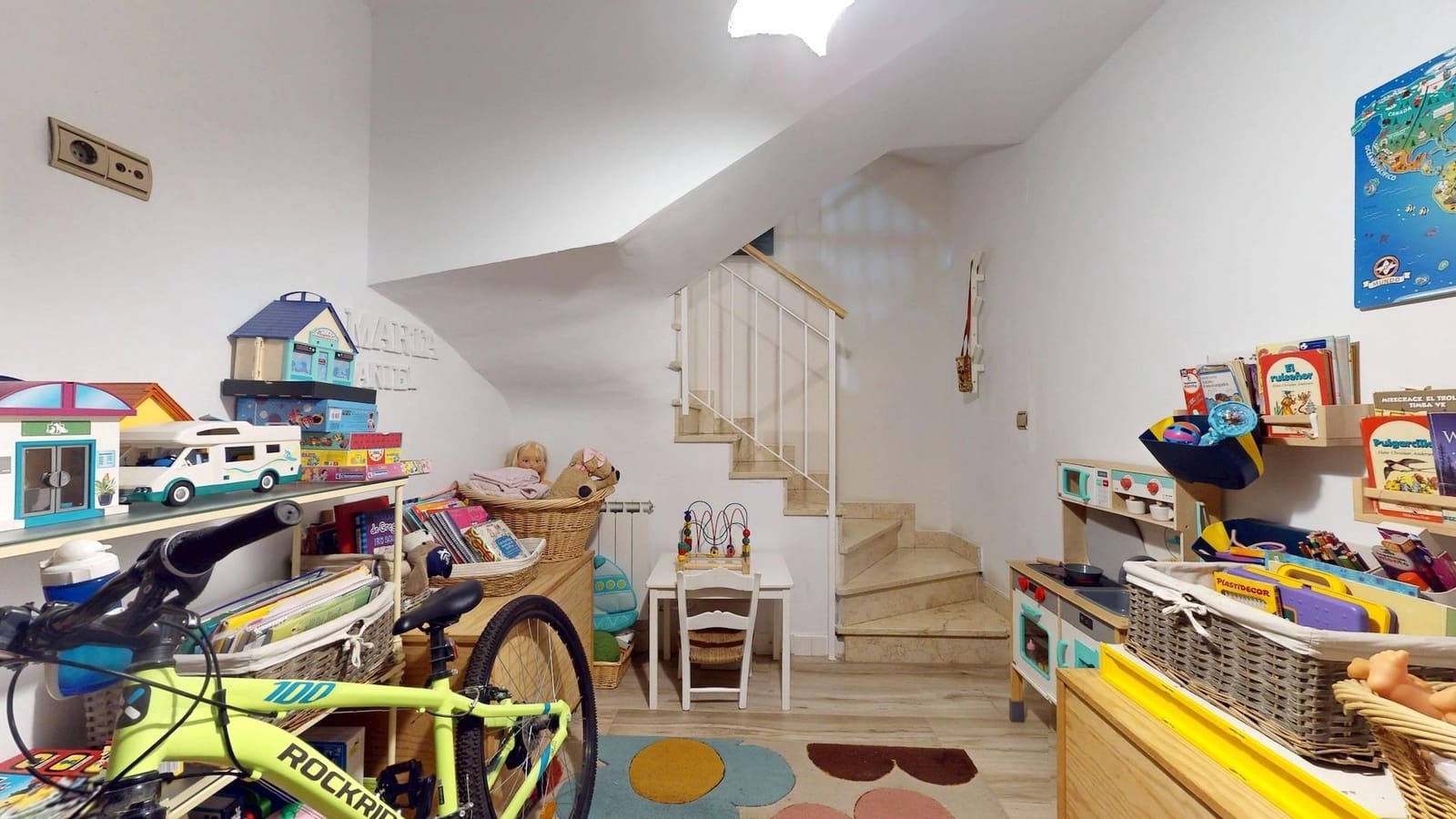 4 sovrum Radhus till salu i Cordoba stad med garage - 369 000 € (Ref: 9411059)