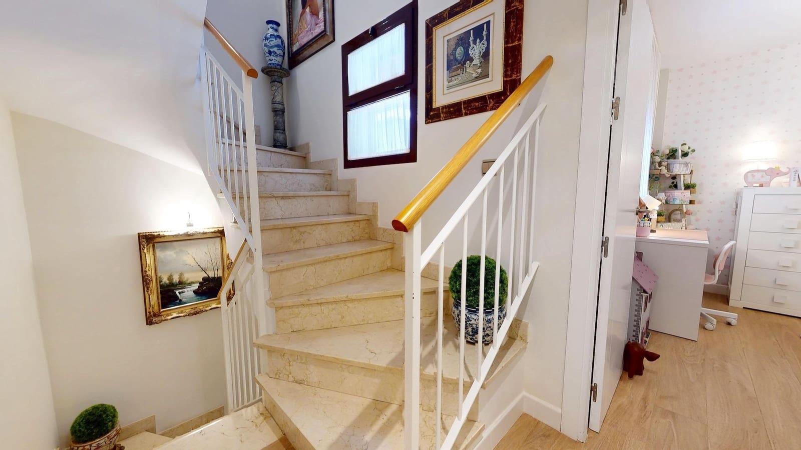 4 sovrum Radhus till salu i Cordoba stad med garage - 369 000 € (Ref: 9411059)