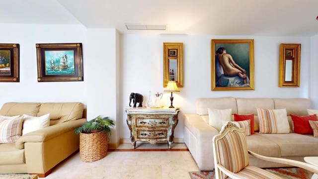 4 makuuhuone Rivitalo myytävänä paikassa San Rafael de la Albaida, Córdoba kaupunki mukana 
autotalli - 369 000 € (Ref: 9411059)