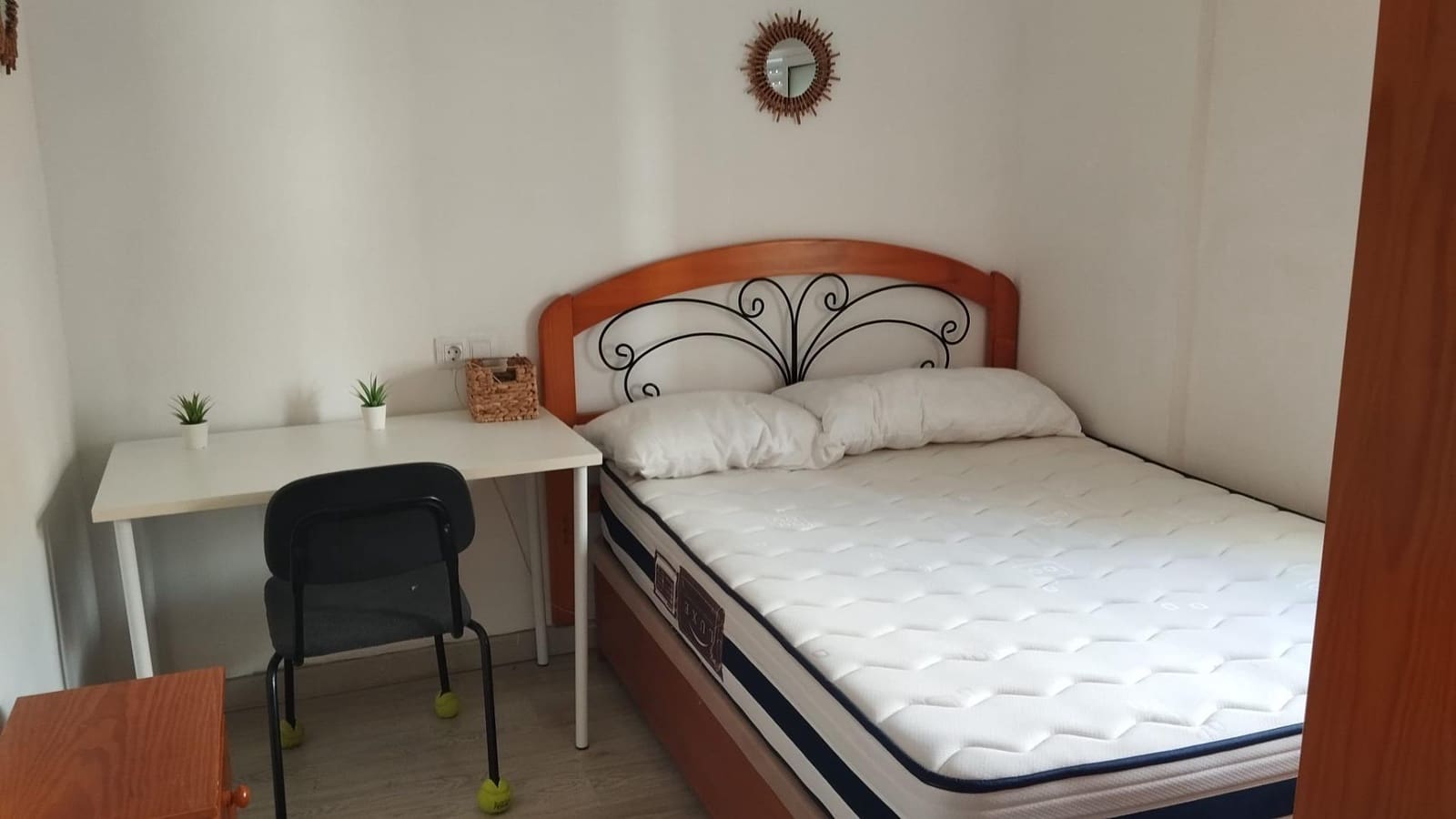 3 sovrum Lägenhet att hyra i Cordoba stad - 625 € (Ref: 9414201)