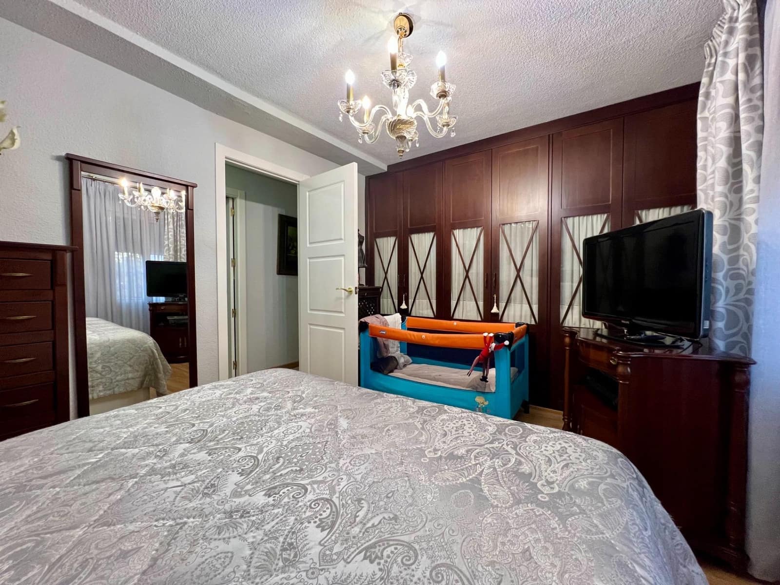 3 soveværelse Lejlighed til salg i Cordoba by med garage - € 215.000 (Ref: 9419870)