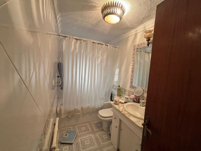 4 camera da letto Appartamento in vendita in Cordova città - 275.000 € (Rif: 9423900)