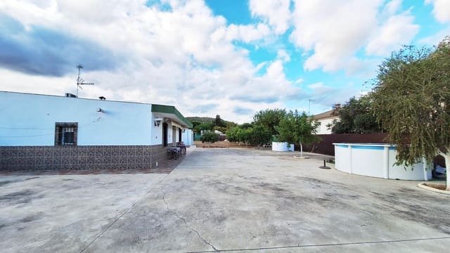 3 soveværelse Finca/Landehus til salg i Almodóvar del Río med swimmingpool garage - € 99.500 (Ref: 9424027)