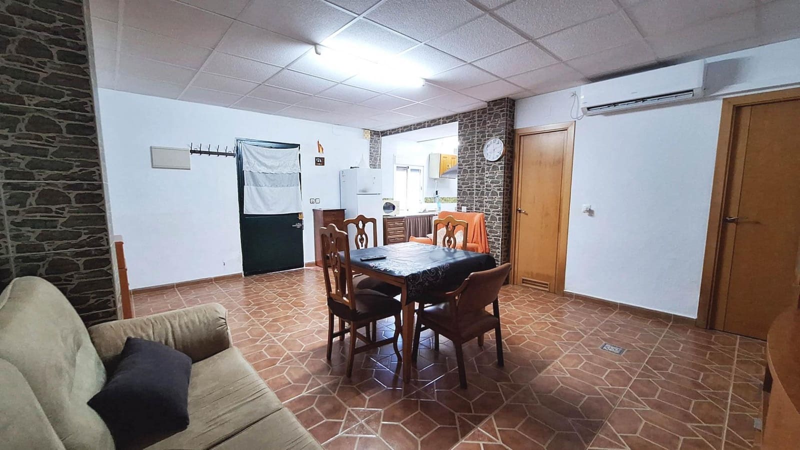 3 slaapkamer Finca/Landhuis te koop in Almodovar del Rio met zwembad garage - € 99.500 (Ref: 9424027)