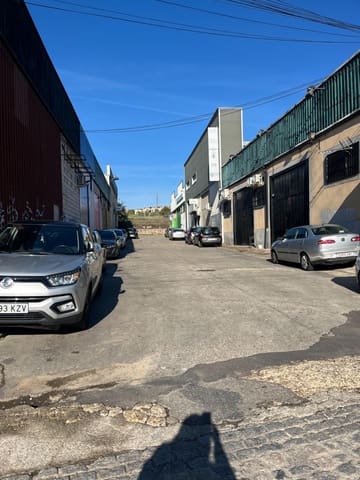 Virksomhed til salg i P.I. Chinales, Córdoba by - € 140.000 (Ref: 9427301)