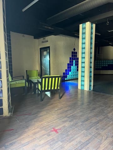 Virksomhed til salg i P.I. Chinales, Córdoba by - € 140.000 (Ref: 9427301)