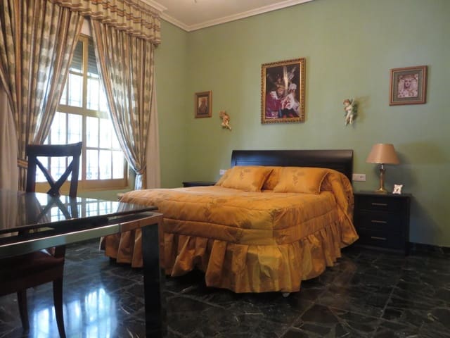 5 soveværelse Villa til salg i Santa Cruz, Córdoba by med swimmingpool garage - € 228.000 (Ref: 9427307)