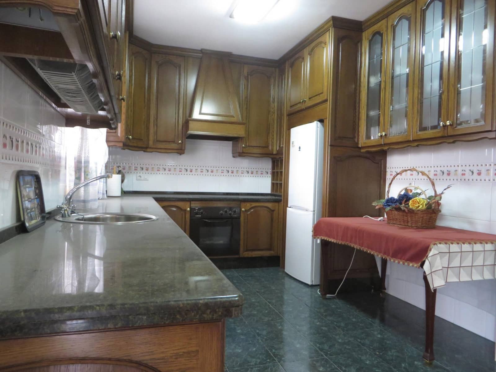 5 chambre Villa/Maison à vendre à Cordoue ville avec piscine garage - 228 000 € (Ref: 9427307)