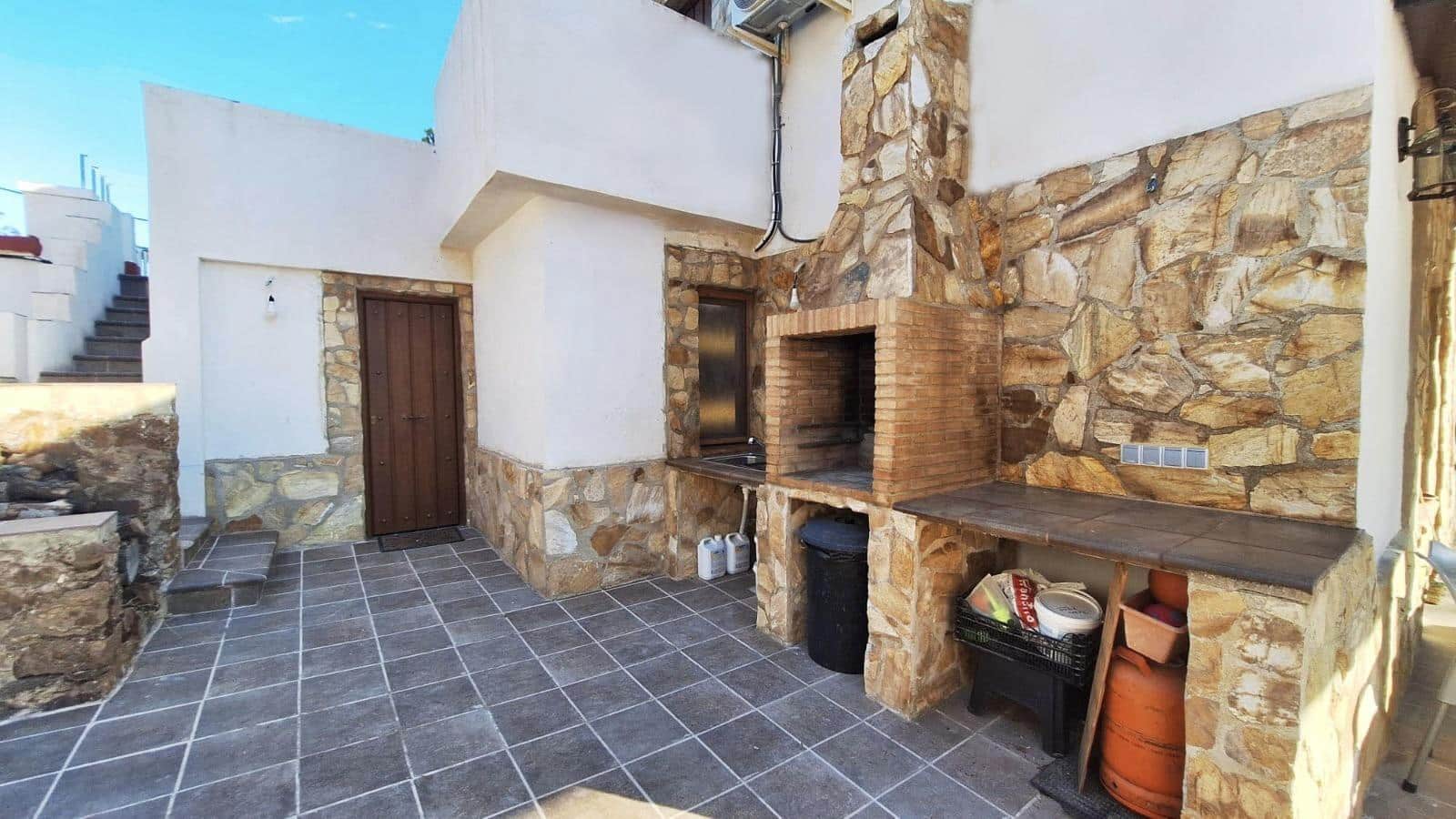4 bedroom Finca/Country House for sale in Villaharta with pool garage - € 279,500 (Ref: 9427308)