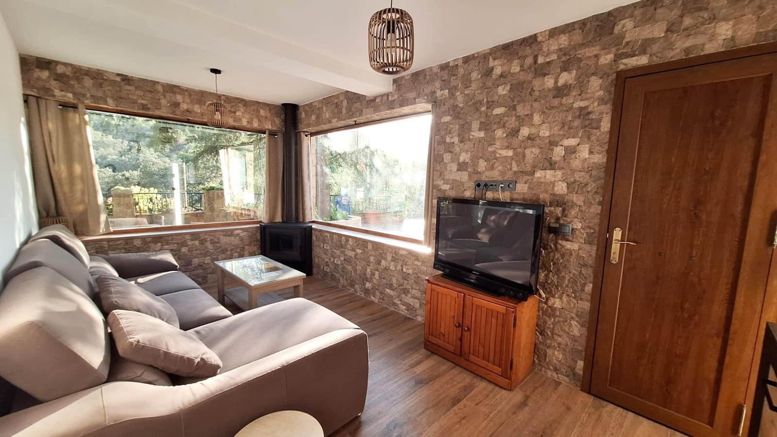 4 bedroom Finca/Country House for sale in Villaharta with pool garage - € 279,500 (Ref: 9427308)