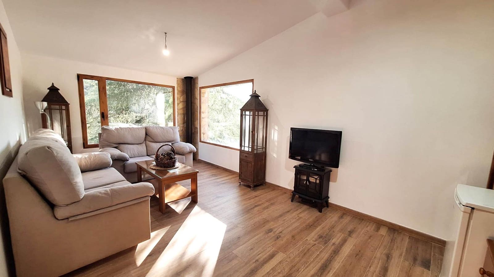 4 bedroom Finca/Country House for sale in Villaharta with pool garage - € 279,500 (Ref: 9427308)