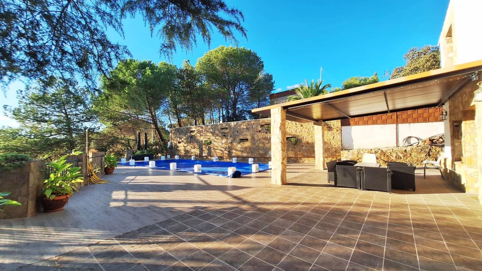 4 bedroom Finca/Country House for sale in Villaharta with pool garage - € 279,500 (Ref: 9427308)