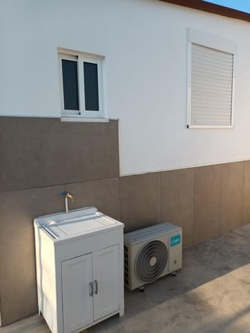 1 bedroom Terraced Villa for rent in El Higueron, Córdoba city with garage - € 500 (Ref: 9431137)