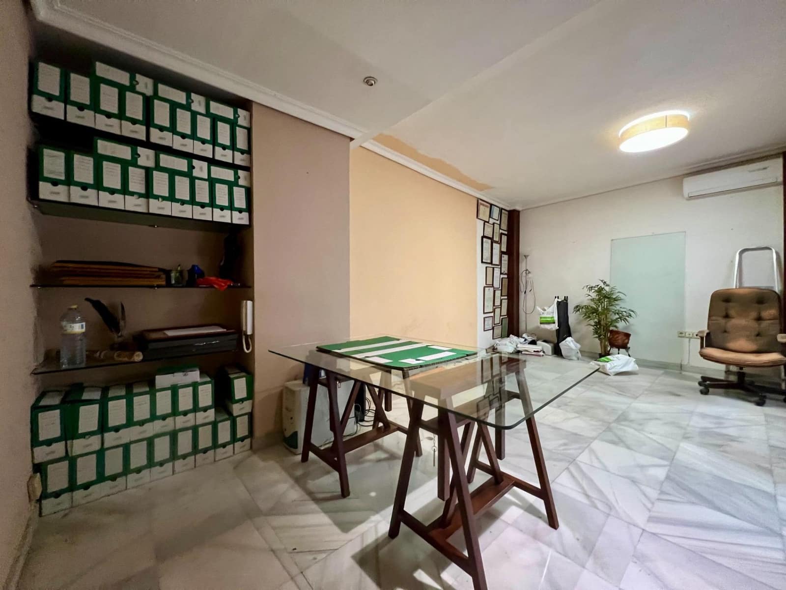 Office for rent in Cordoba city - € 380 (Ref: 9437507)