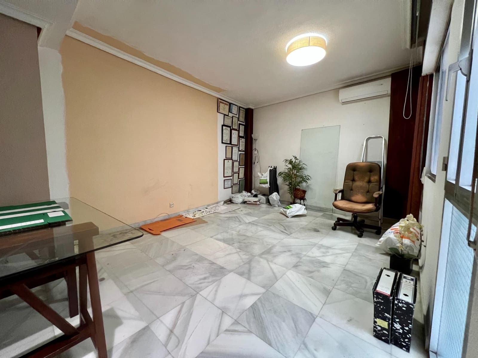 Office for rent in Cordoba city - € 380 (Ref: 9437507)