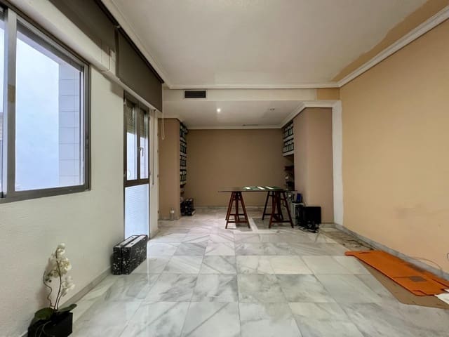 Oficina en Centro, Córdoba ciudad en alquiler - 380 € (Ref: 9437507)