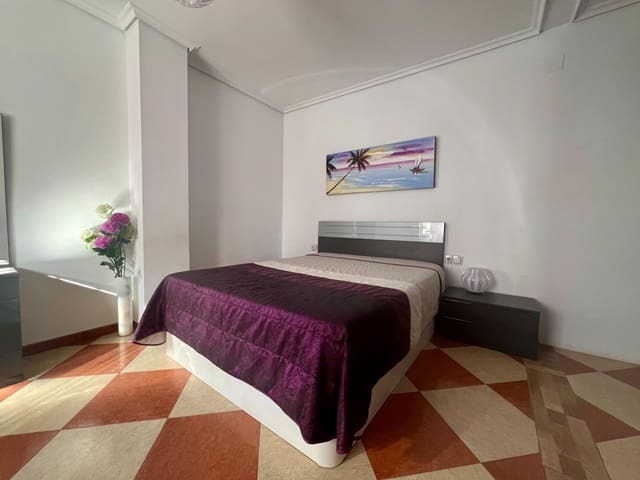 3 soveværelse Rækkehus til salg i Alcolea, Córdoba by - € 147.000 (Ref: 9440616)